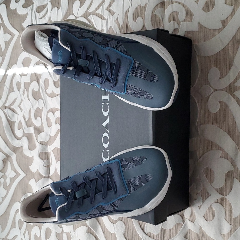COACH SIG MENS SIZE 13 Authentic